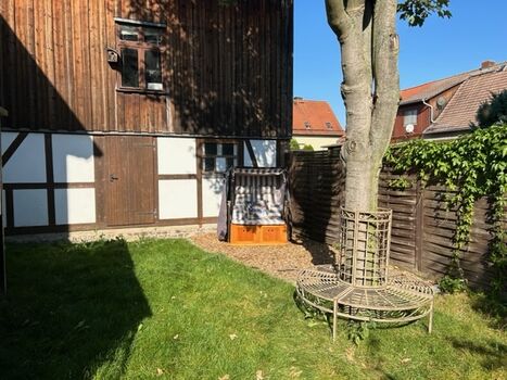 Garten 1,80 m eingezäunt