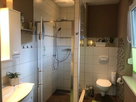 ebenerdige Regendusche