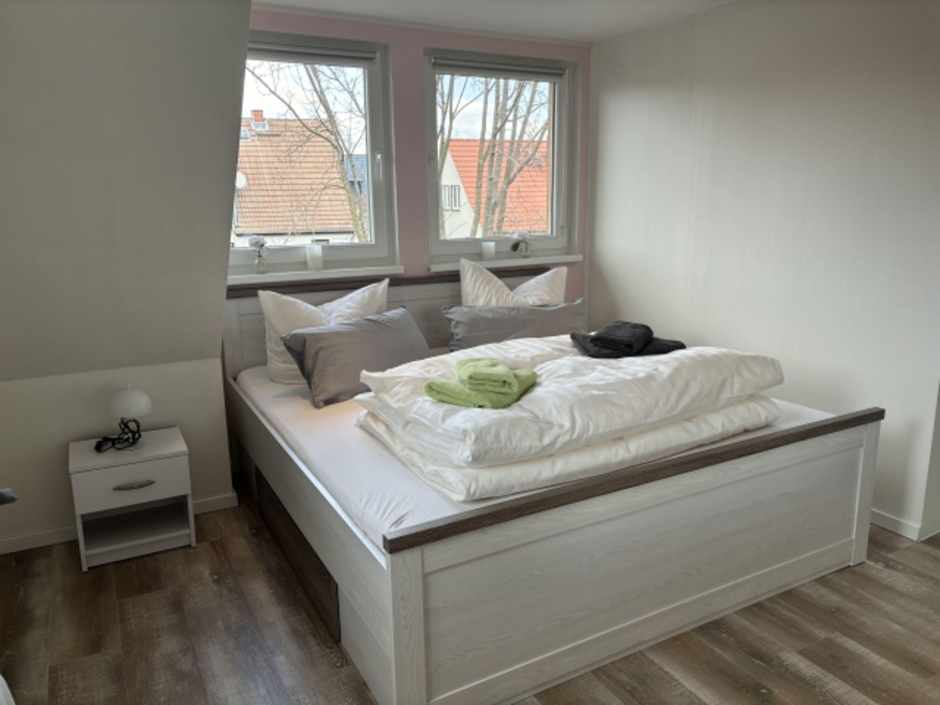 2. Schlafzimmer mit Doppelbett