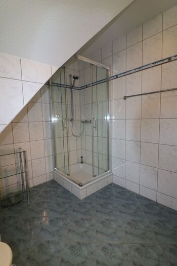 1.OG Bad mit Dusche