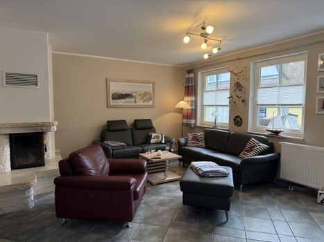 WZ mit 3er Sofa, 2er Sofa und Sessel