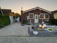 Reihenendbungalow mit gehobener Ausstattung für bis zu 4 Pe ...