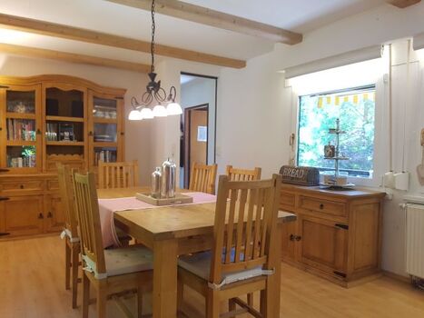 Essbereich im Wohnzimmer