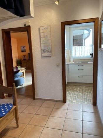 Vom hellen Flur wird man gern begrüßt