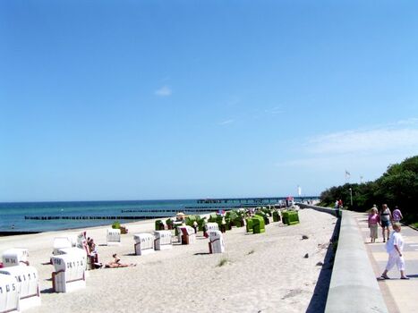 Schöner Strand und die kilometerlange Strandpromenade