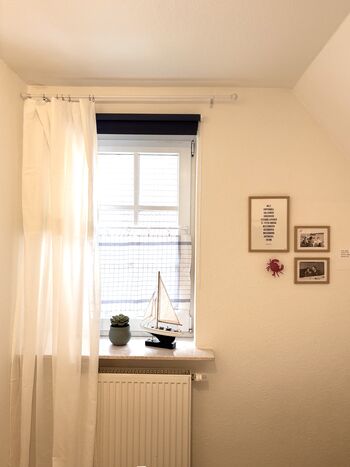 Kleines Schlafzimmer im 1. OG