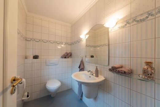 Gäste-WC im EG