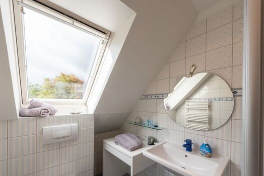 Duschbad mit WC im OG