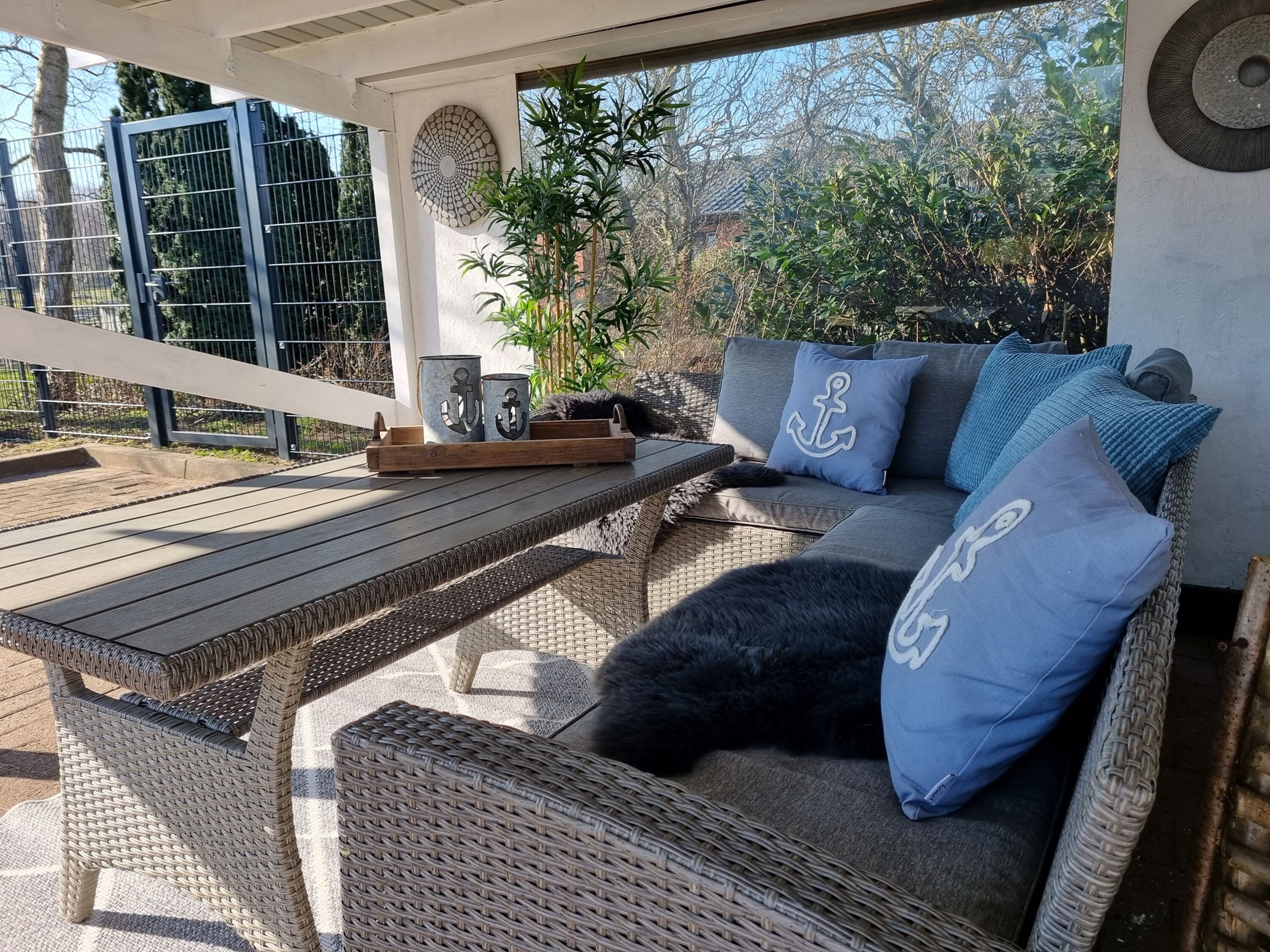 überdachte Terrasse