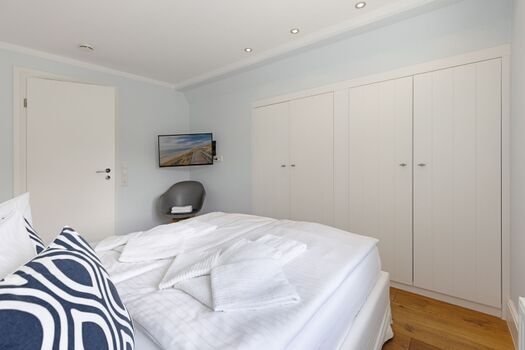 Schlafzimmer eins im 1 OG