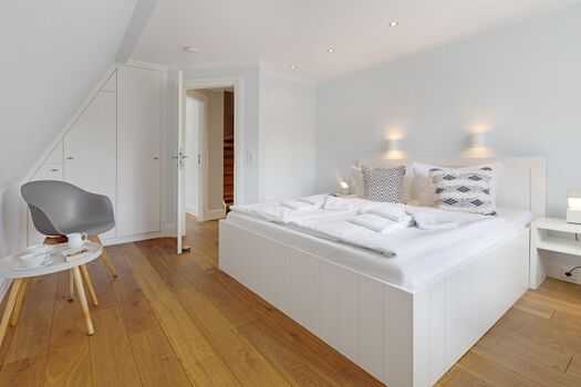 Schlafzimmer zwei im 1 OG