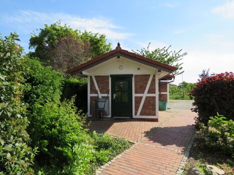 Abstellhaus für z. B. Fahrräder