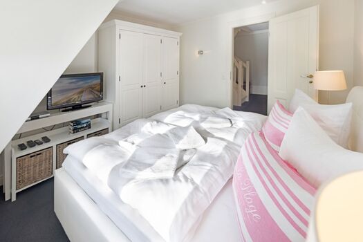 Schlafzimmer eins im 1 OG