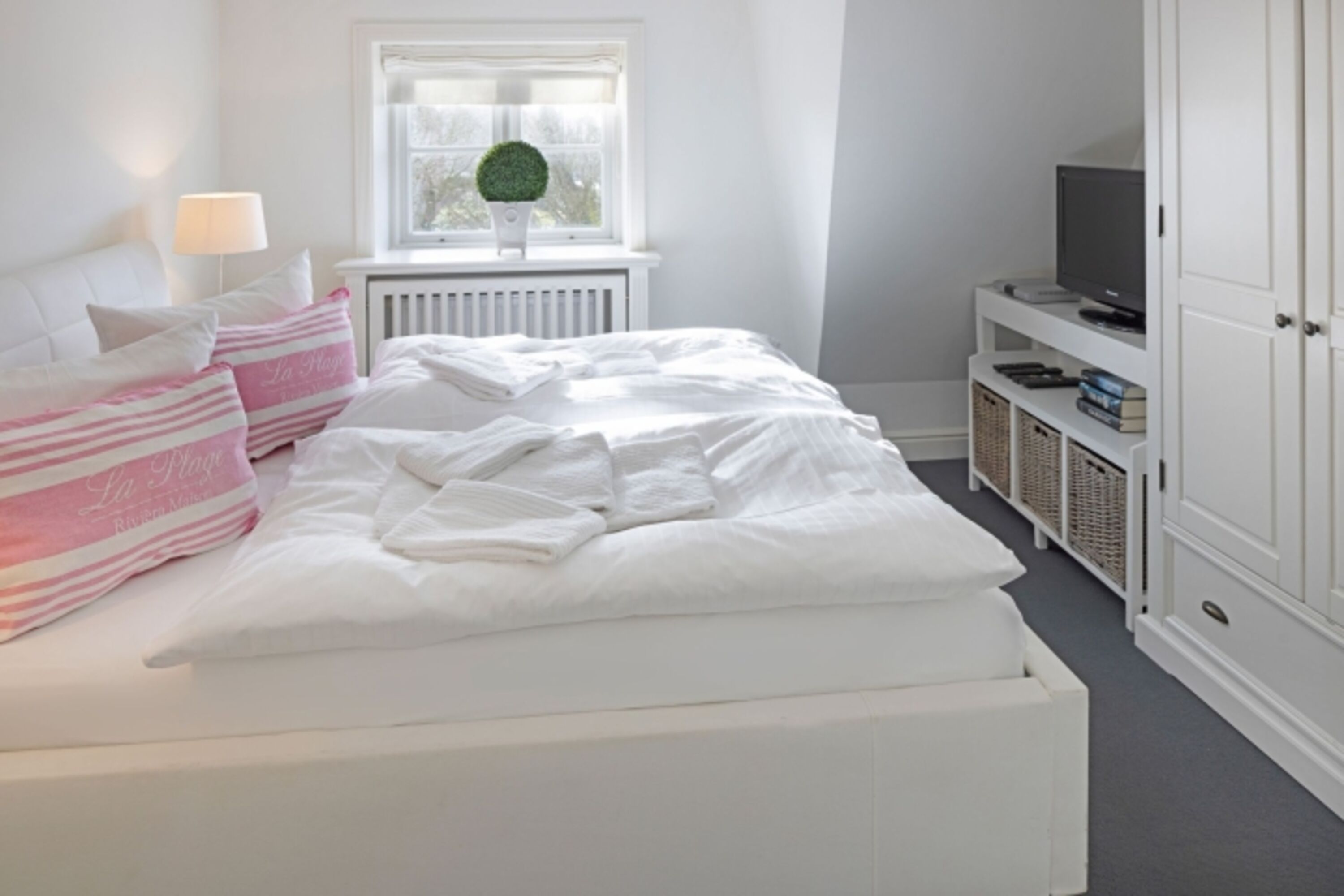 Schlafzimmer eins im 1 OG