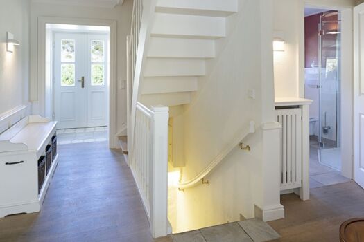 Flur und Eingangsbereich