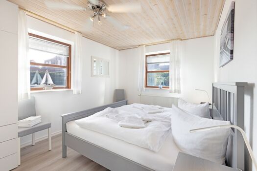 Schlafzimmer vier im EG