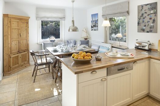 Küche und Essbereich