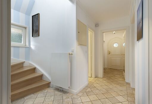 Flur EG und Eingangsbereich