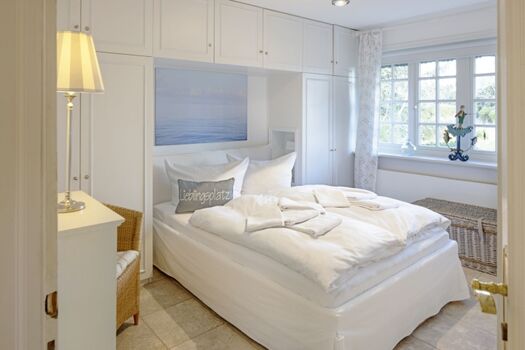 Schlafzimmer eins im EG