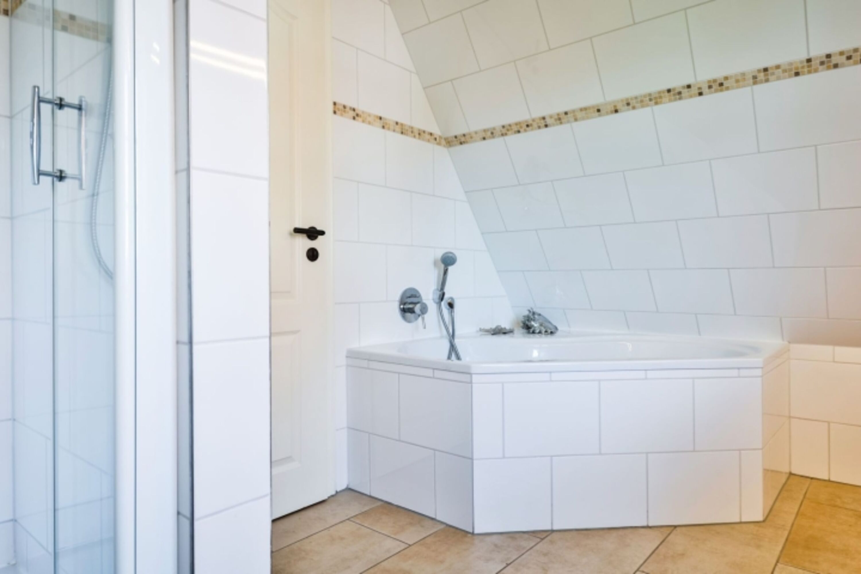 Badezimmer 1
