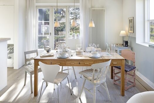 Essbereich mit Terrassentür