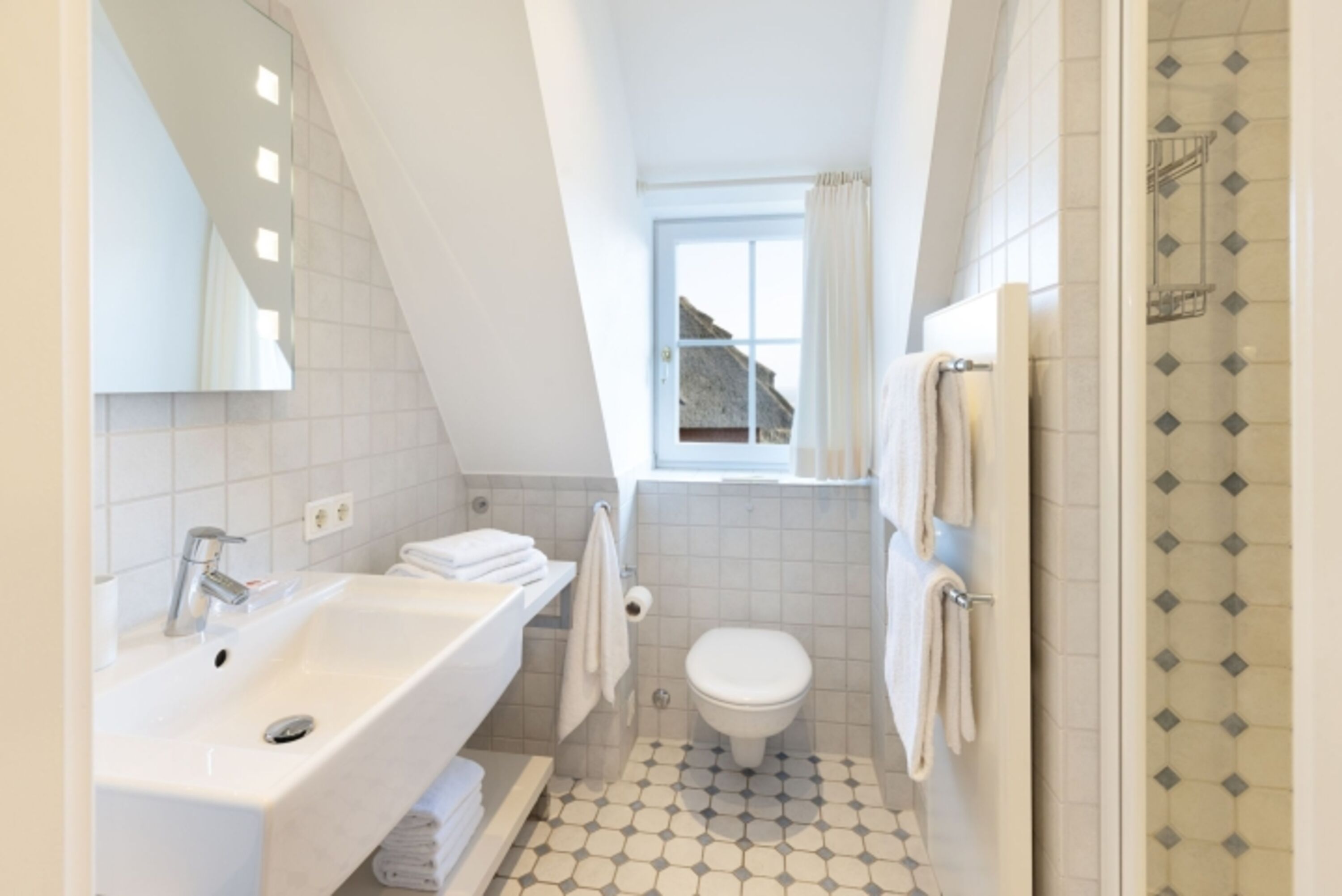 Badezimmer eins im OG Bad en Suite