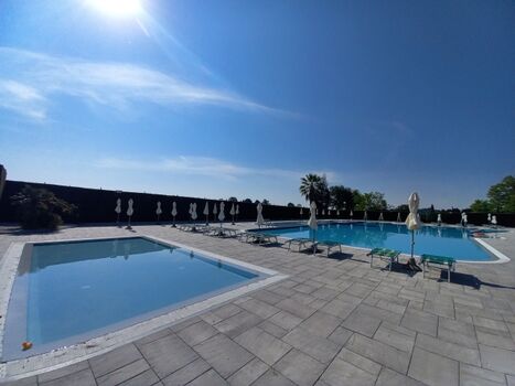 Die Poolanlage im Residence