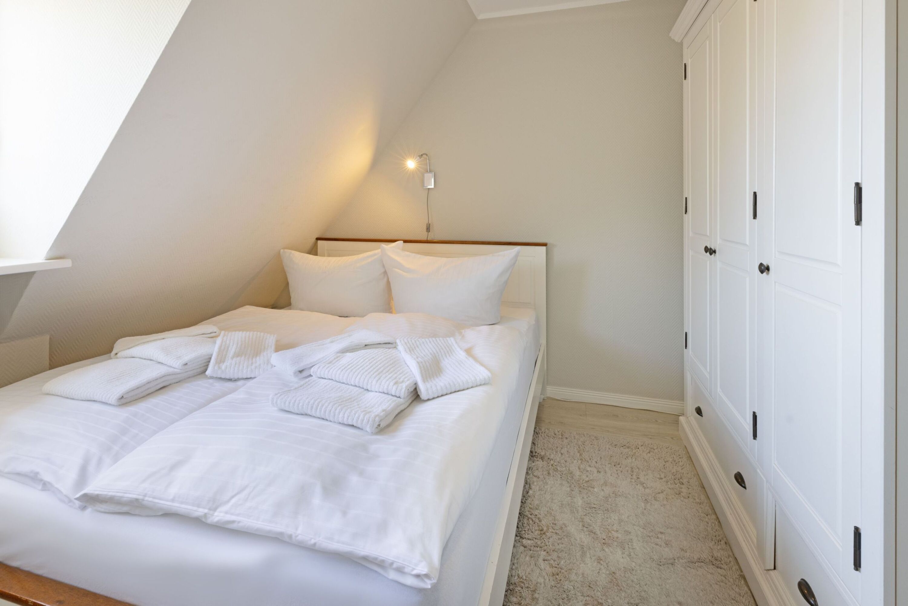 Schlafzimmer zwei im ersten OG