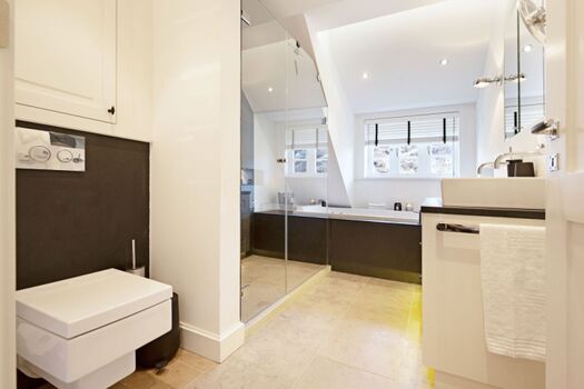 Badezimmer eins im 1 OG