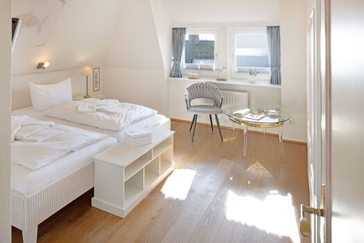 Schlafzimmer eins im OG