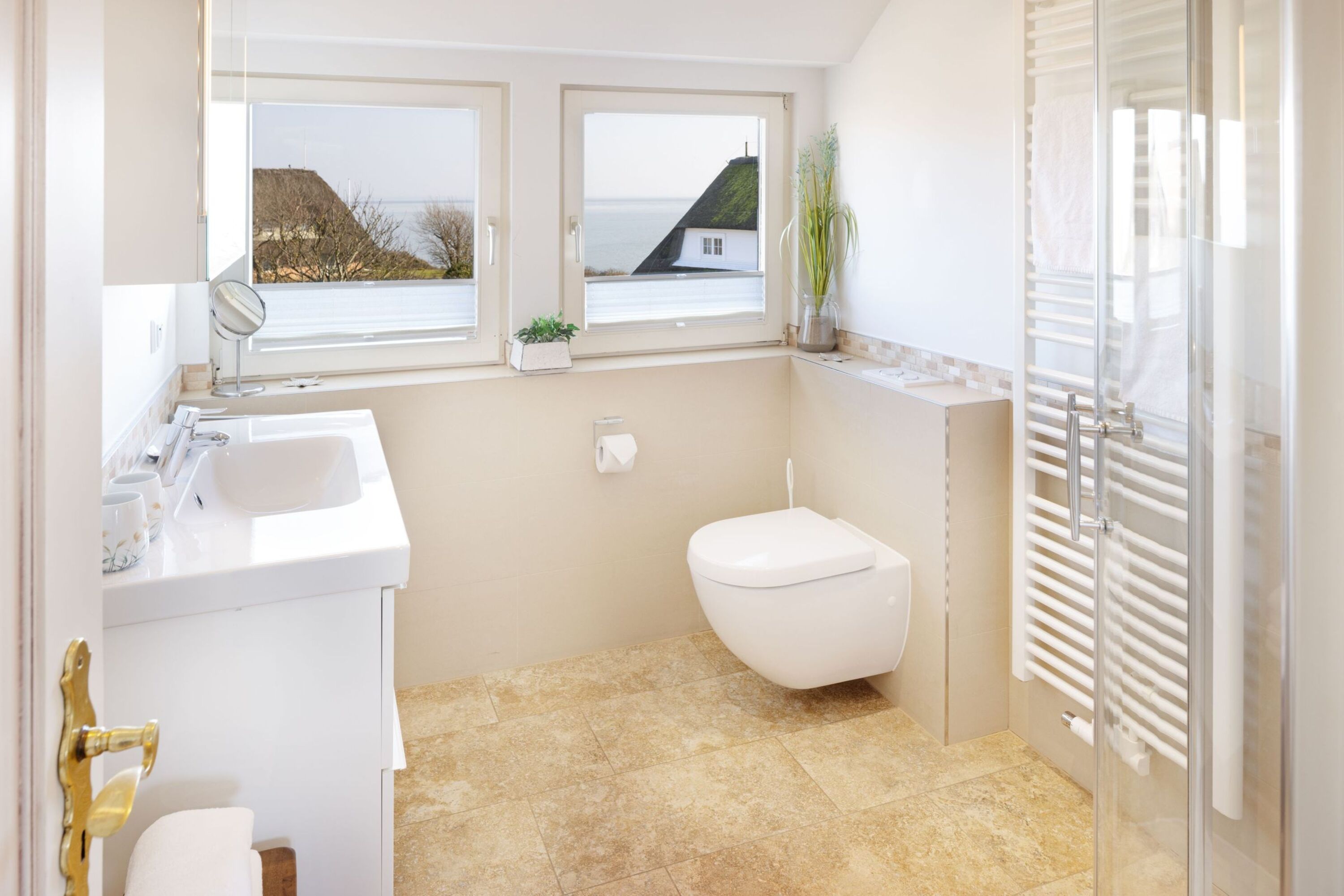 Badezimmer eins im OG