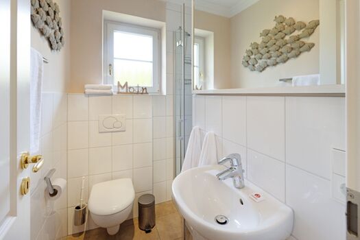 Badezimmer eins im EG