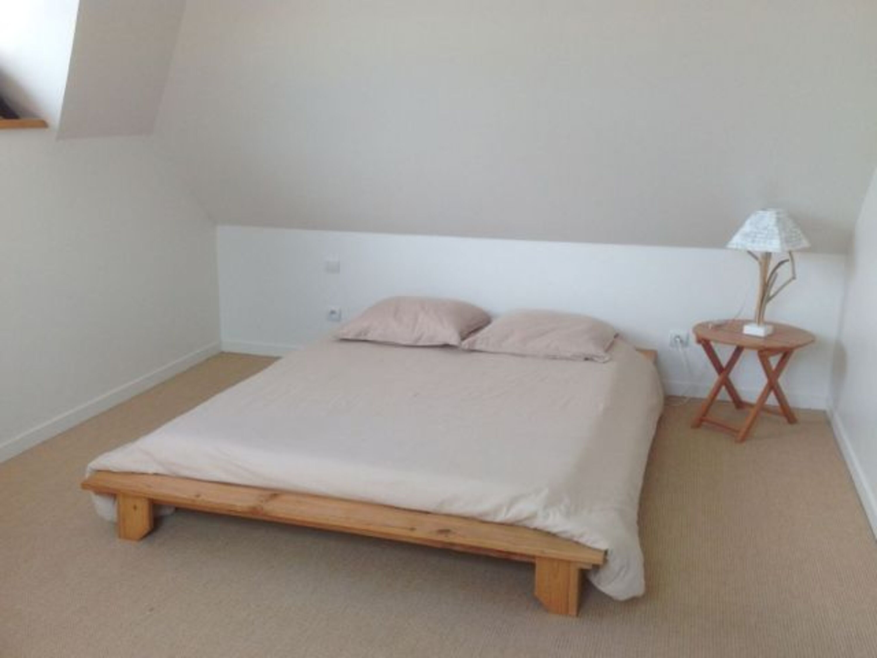 das Schlafzimmer