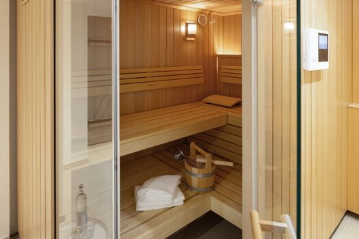 Sauna im Wellnessbereich