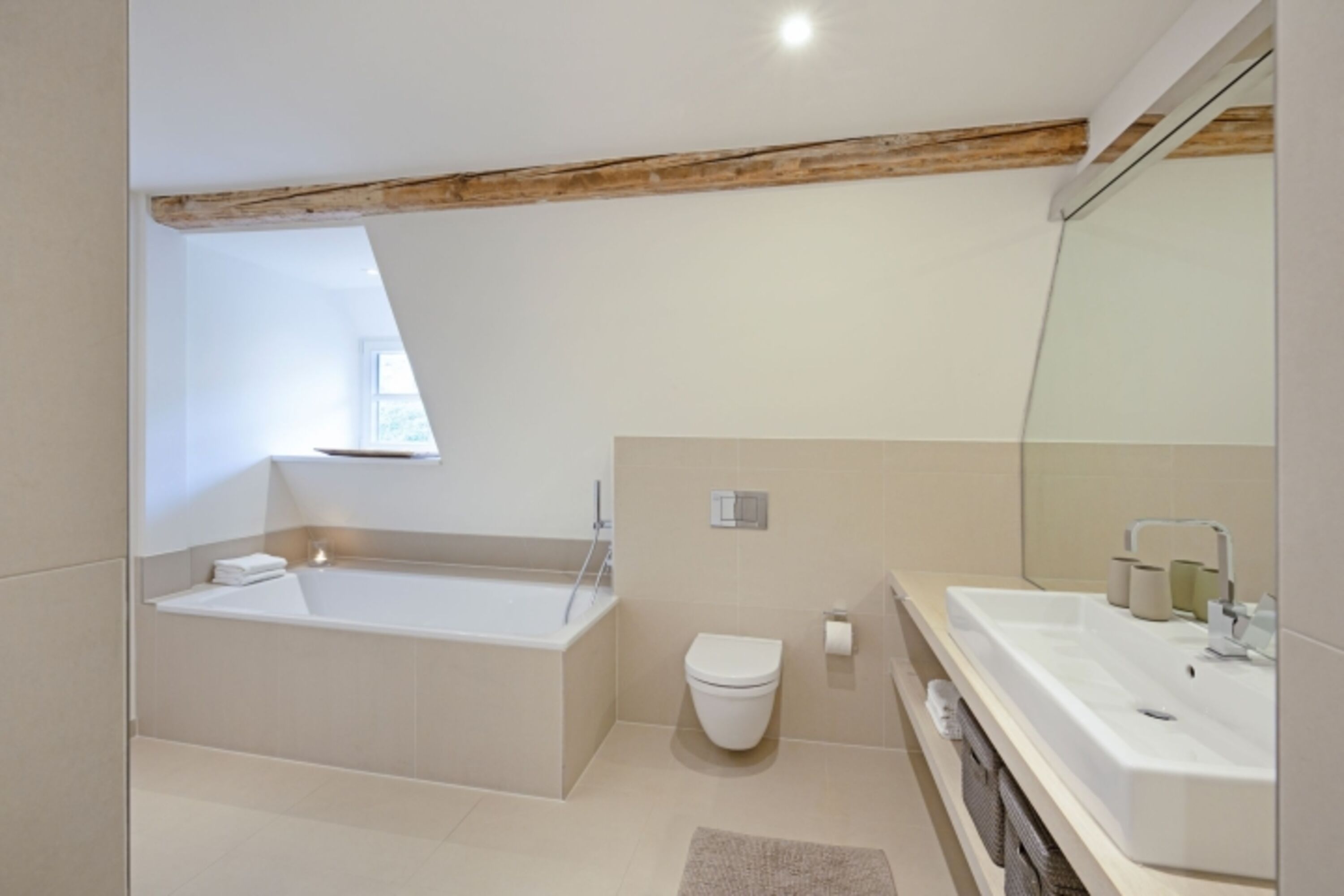 Badezimmer eins