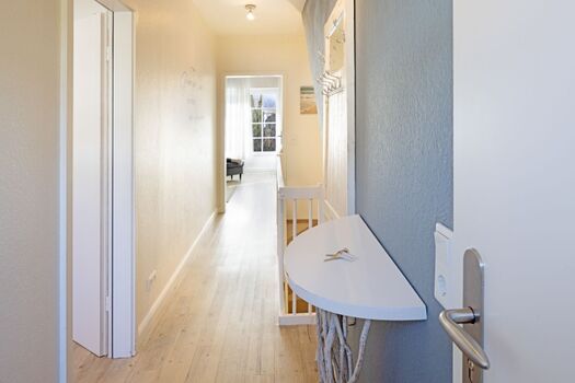 Flur und Eingangsbereich