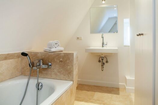 Badezimmer zwei im OG