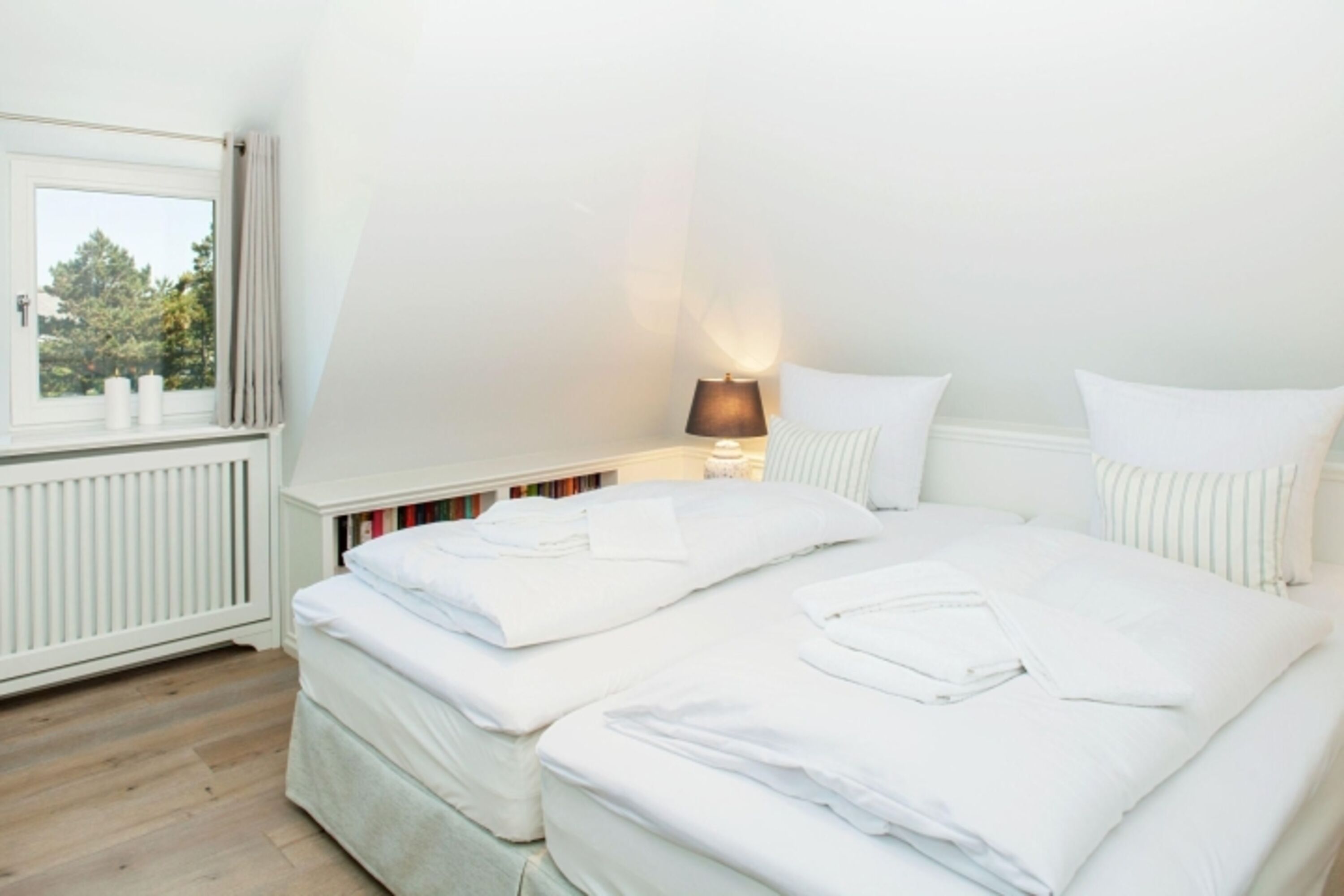 Schlafzimmer eins