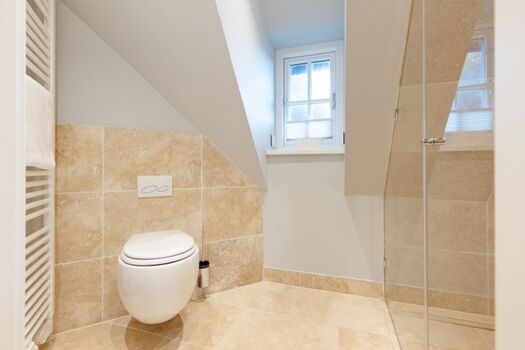 Badezimmer eins im OG Bad en Suite