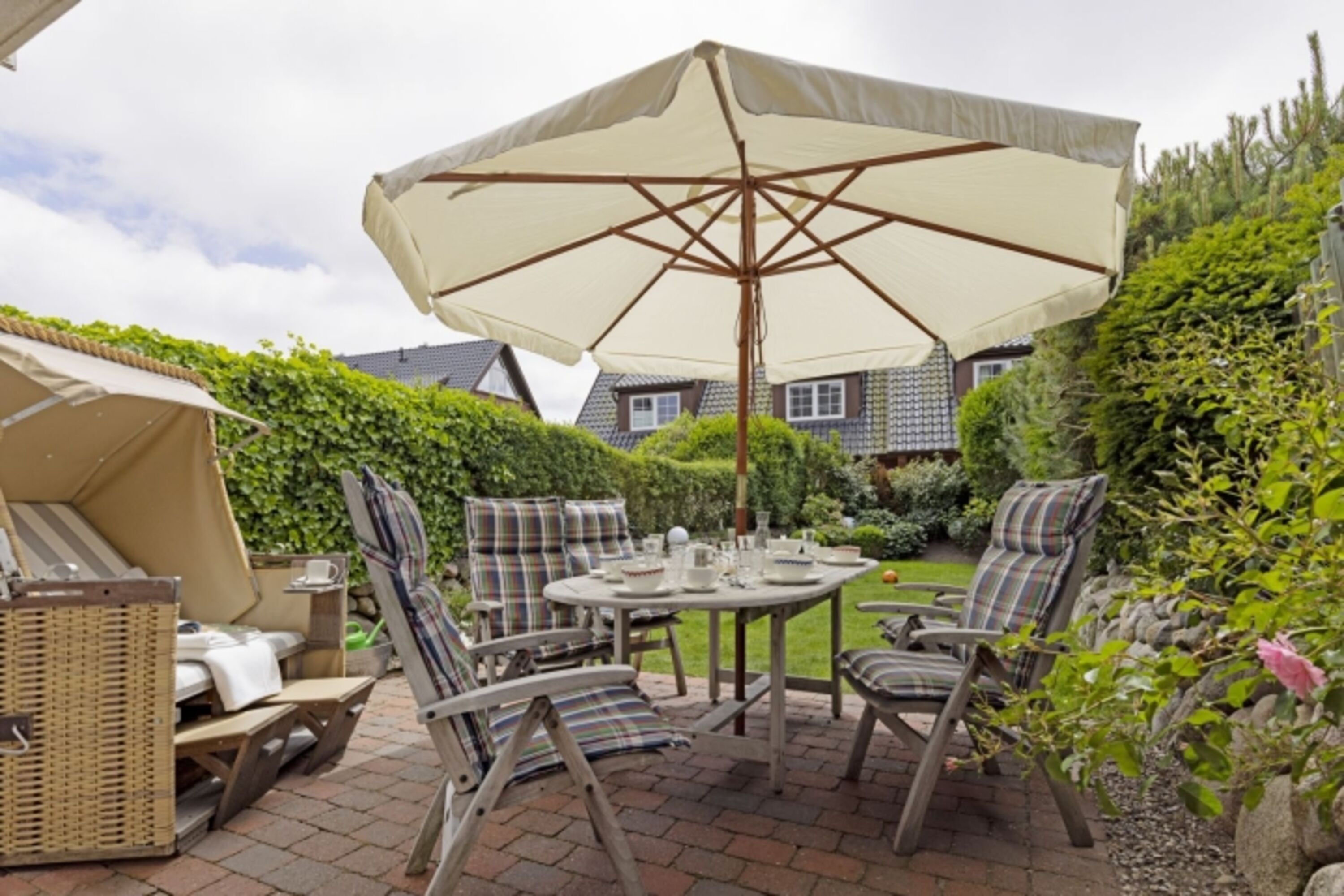 Terrasse und Garten