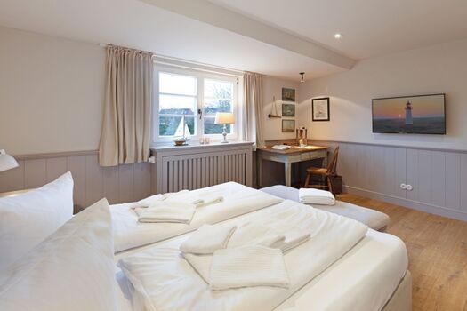 Schlafzimmer eins im OG