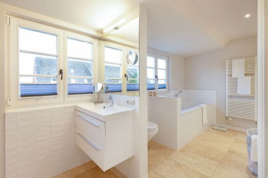 Badezimmer zwei im OG