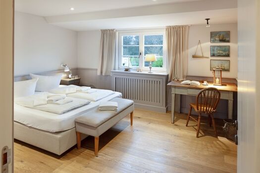 Schlafzimmer eins im OG