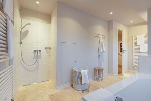 Badezimmer zwei im OG