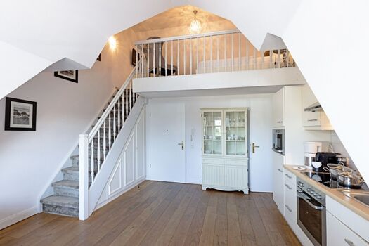 Küche und Eingangsbereich