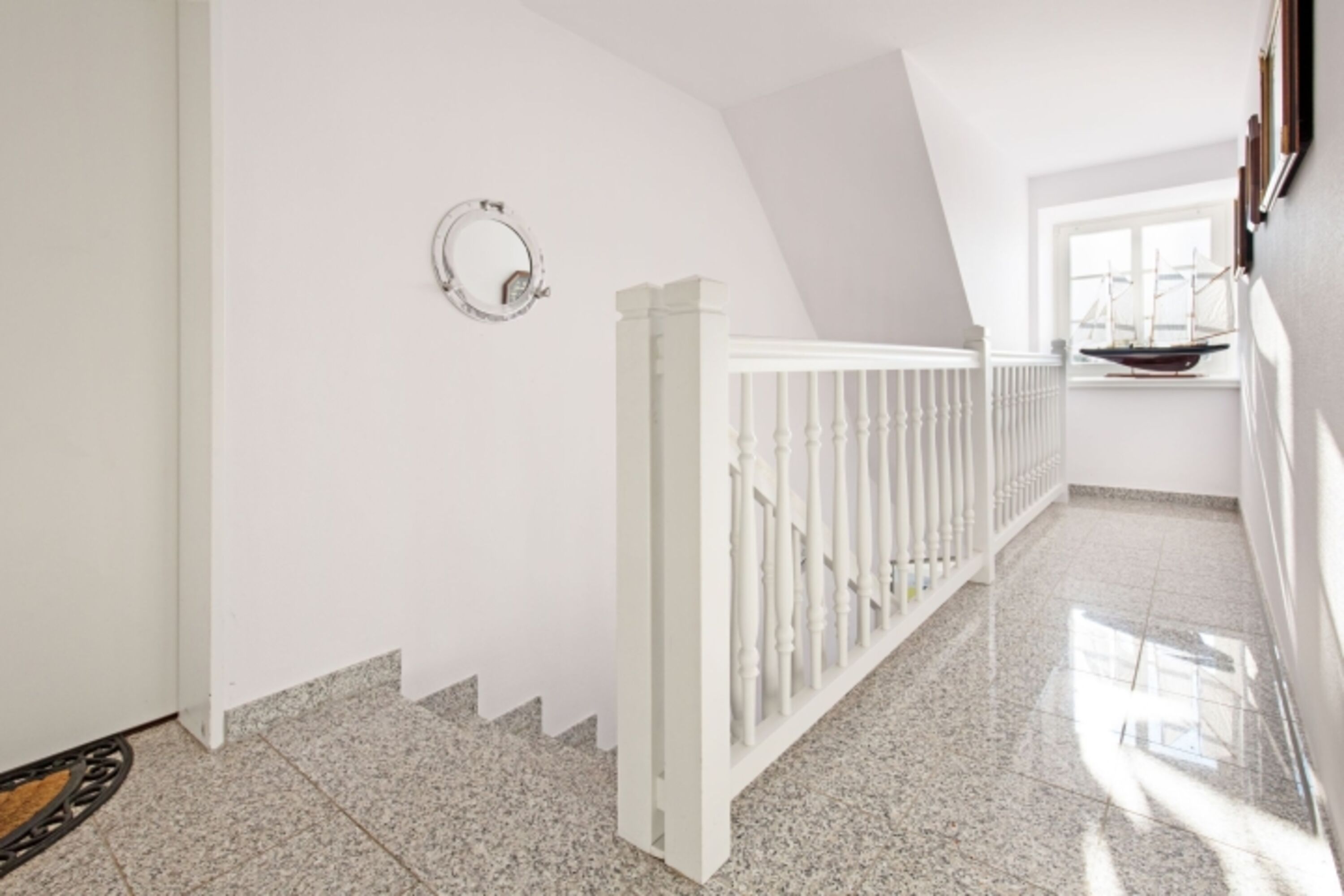 Treppenhaus des Appartementhauses
