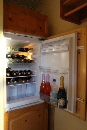 Separater Getränkekühlschrank im Terrassenausgang