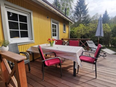 Sonnenterasse hinten