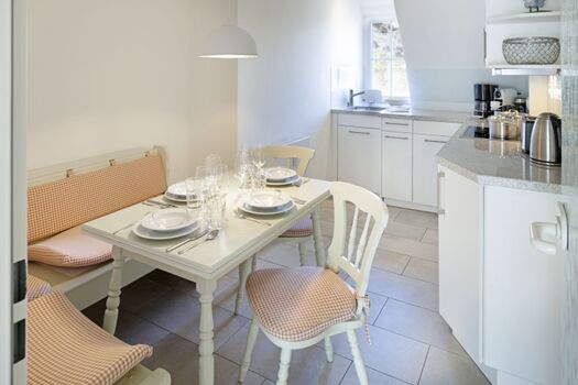 Küche und Essbereich