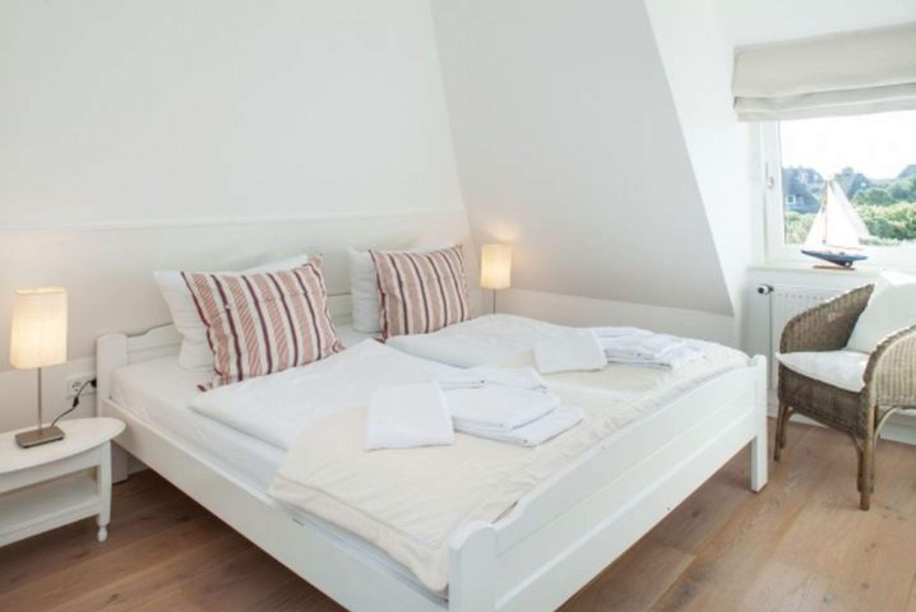 Schlafzimmer 1